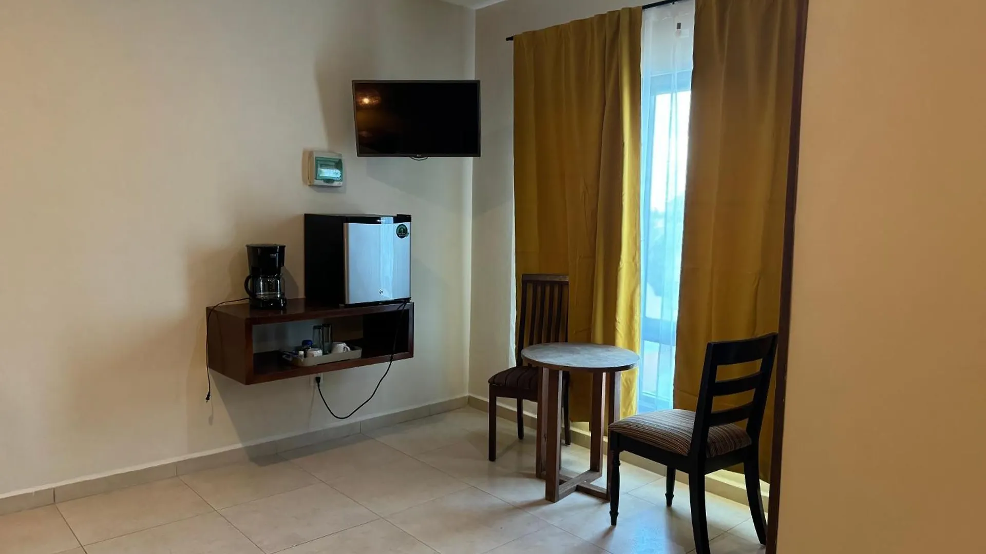 Suites Valentina Puerto Morelos Hotel